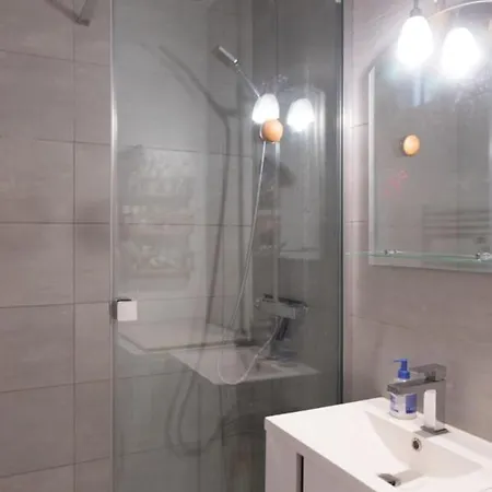 Appartement Charming Apt Close To Chatelet-les Halles Paris